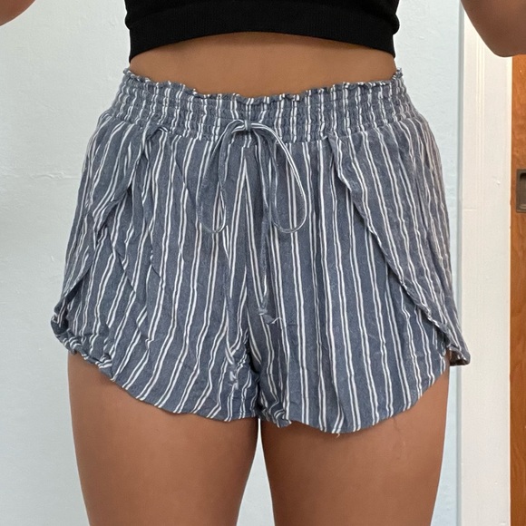 Pinstripe Tulip Shorts - Picture 2 of 6